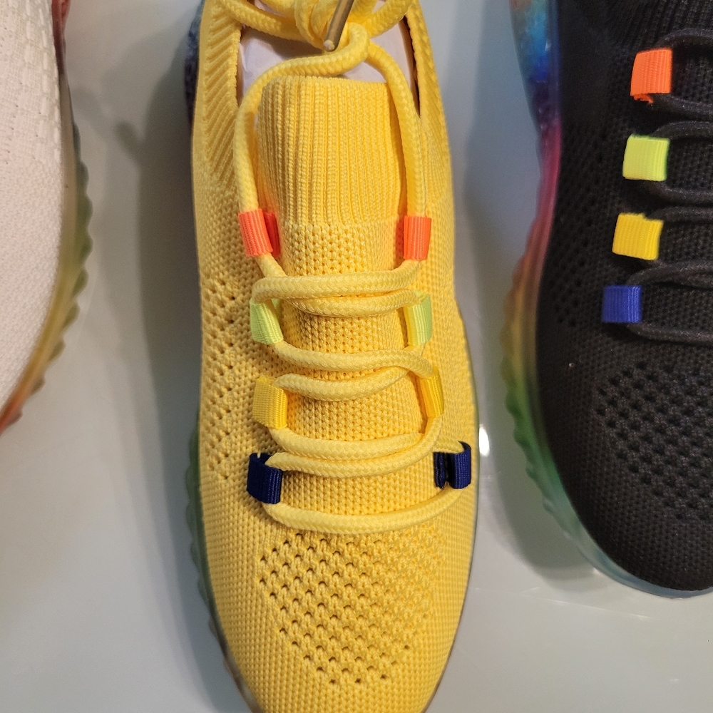 Colorful Sneaker 👟 - Picture 3 of 8
